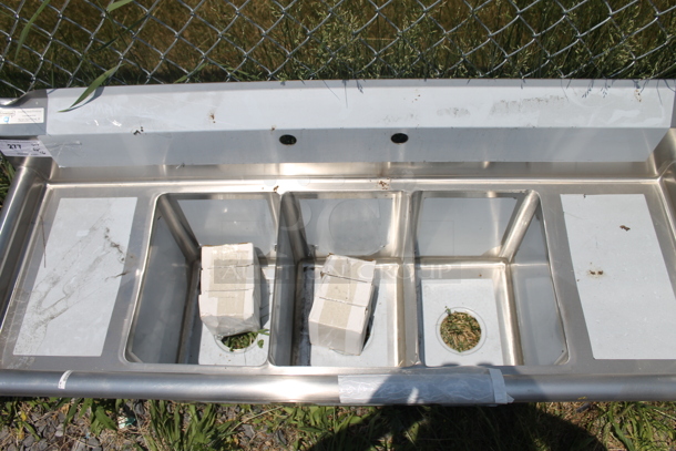 BRAND NEW SCRATCH AND DENT! Steelton 522CS31014LR Commercial Stainless Steel 3 Bay Sink With Left And Right Drainboards - Image 3 of 5