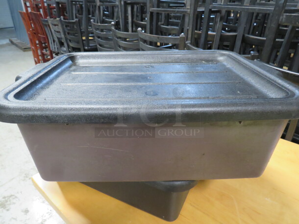 One Brown Bussing Tub With Lid. Cracked See Pic. - Image 1 of 2