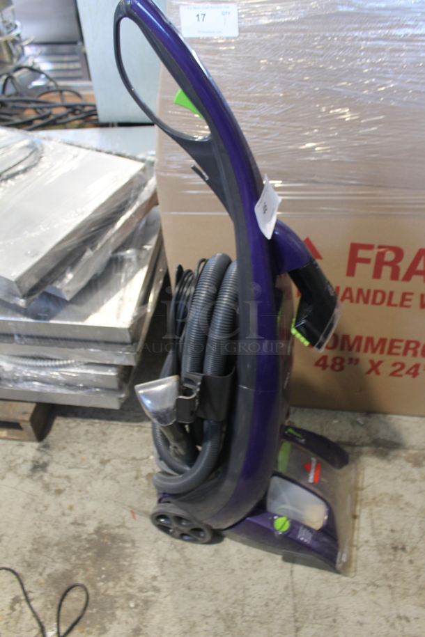 BRAND NEW SCRATCH AND DENT! Bissell 1799 ProHeatPet Vacuum Cleaner. 120 Volts, 1 Phase. Tested and Working! - Image 4 of 9