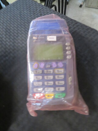 One Hypercom Verifone. #Omni 3750