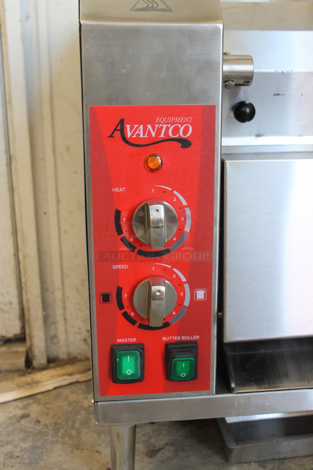 BRAND NEW SCRATCH AND DENT! Avantco 184BT18A Stainless Steel Commercial Countertop Contact Bun Toaster. 120 Volts, 1 Phase. Tested and Working! - Image 3 of 5