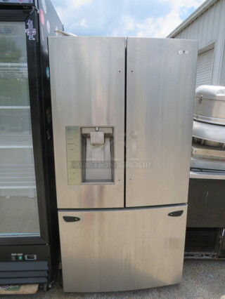 One LG Refrigerator/Freezer. Model# LFX31925ST/100. 115 Volt. 36X33X70