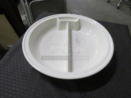 One NEW Vollrath Induction Chafing Dish. #49130.