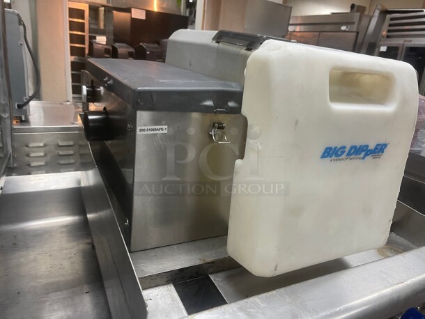 Working! Thermaco Big Dipper W-200-IS Automatic Commercial Grease Removal Device with Advanced Odor Protection 115 Volt NSF Tested and Working!  - Image 2 of 11