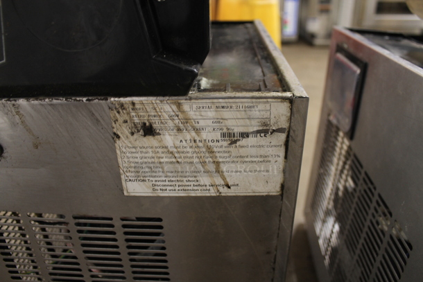 Vevor SC 1 Stainless Steel Commercial Countertop Single Hopper Slushie Machine. Missing Hopper. 110 Volts, 1 Phase. Tested and Powers On But Does Not Get Cold - Image 4 of 4