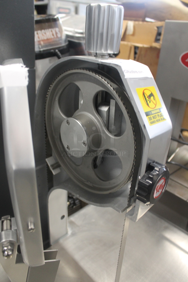 BRAND NEW! Backyard Pro MS-105175 554BSSW65AL Stainless Steel Commercial Countertop Meat Saw. 120 Volts, 1 Phase. Tested and Working! - Image 6 of 9