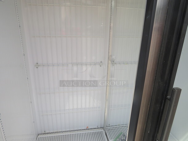 One True  2 Door Glass Display Freezer With 8 Racks. Model# GDM-49FLD. 115-208/230 Volts. 53X27X77 - Image 4 of 4
