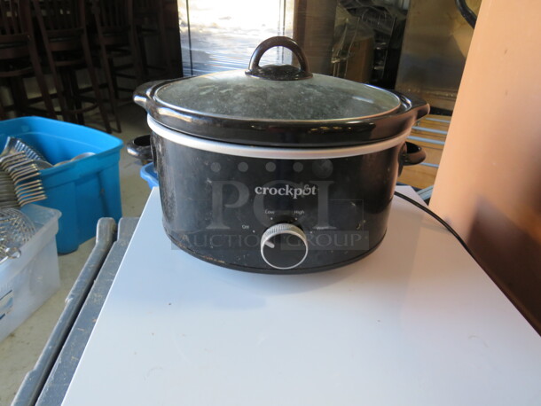 One Crockpot . #CPSCVM40. - Image 1 of 1