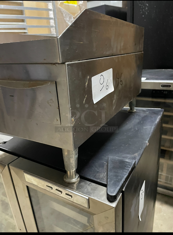 Vollrath 12 inch Electric Gridle/ Like New  - Image 5 of 5