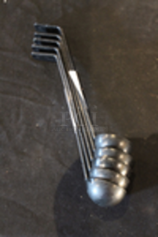 5 Stainless Steel Ladles, 10-1/2”.
5x Your Bid - Image 2 of 2