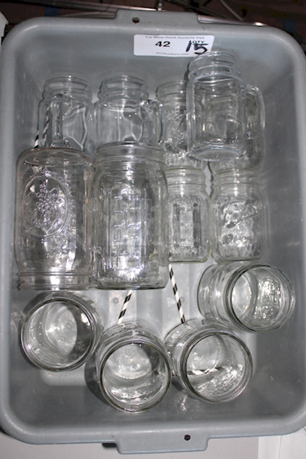 BUS TUB FULL! Pint Size Jar Glasses With Handles and Quart Size Regular Mouth Glass Mason Jars & Bus Tub. (9) Pint Size; (5) Quad Size 15x Your Bid - Image 3 of 3