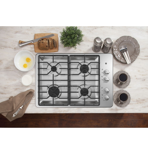GE® JGP3030SL1SS 30" Built-In Gas Cooktop with Dishwasher-Safe Grates. 120V; 60Hz; 5A Front Left 15,000BTU Power Boil, Left Rear 5,000 BTU, Right Front: 9,500BTU, Right Rear: 12,500 BTU. Serial Number: RS046568Q - Image 4 of 8