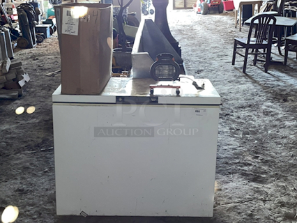 ALL FOR ONE! GE Chest Freezer & Lamp