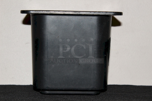 Carlisle CM110403 Coldmaster 1/6 Size Food Pan - 6"D, Black - Image 4 of 5