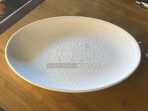 NICE! World Bell White Melamine Textured 12" Oval Plates. 12x Your Bid - Image 2 of 2