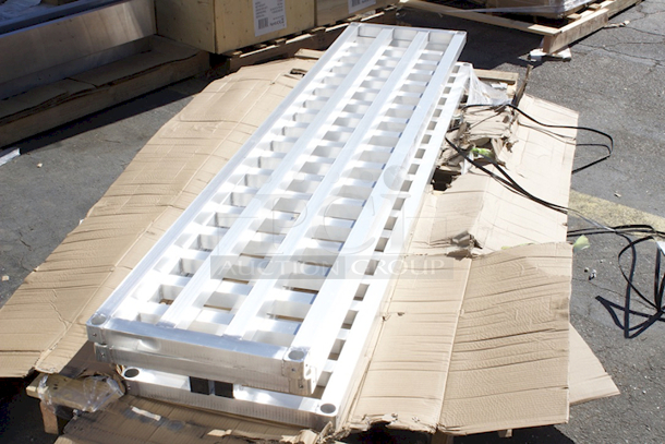 BRAND NEW SCRATCH AND DENT! Advance Tabco KR-93 Keg Rack - 93" - Image 4 of 7