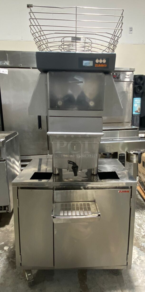 Zummo CS40-LM-N80 Z40 Nature LM Commercial Juicer with Service Cabinet - 25 Fruits / Minute

 - Image 3 of 5