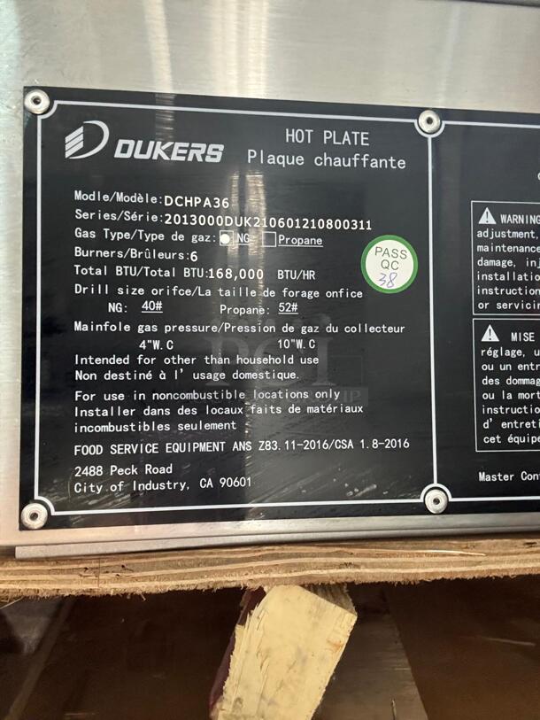 Dukers DCHPA36 36" Countertop Gas Hotplate with (6) Burners, Manual Controls, 168.000 BTU
 - Image 3 of 6