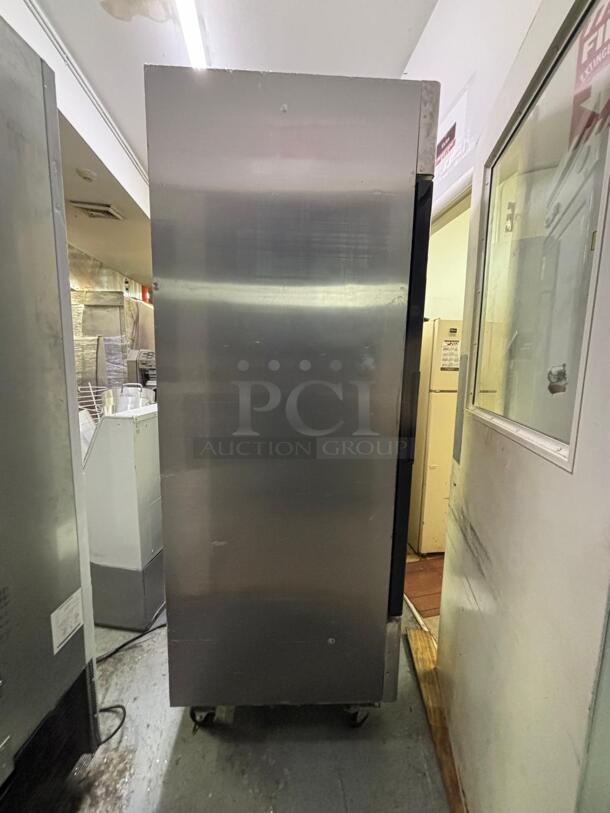Atosa MCF8705GR 27" Bottom Mount Refrigerator, 1 One Glass Door, 19.1 Cu.Ft
 - Image 2 of 6