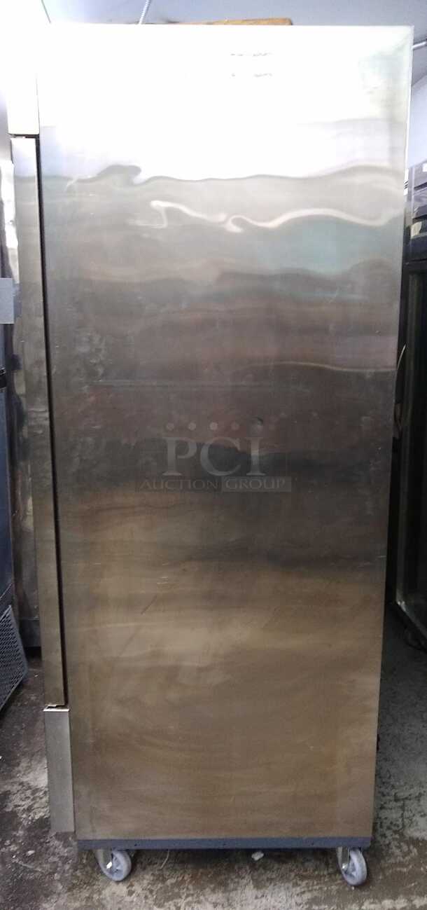 E30F 1-Door Reach-in Commercial Freezer
 - Image 3 of 5