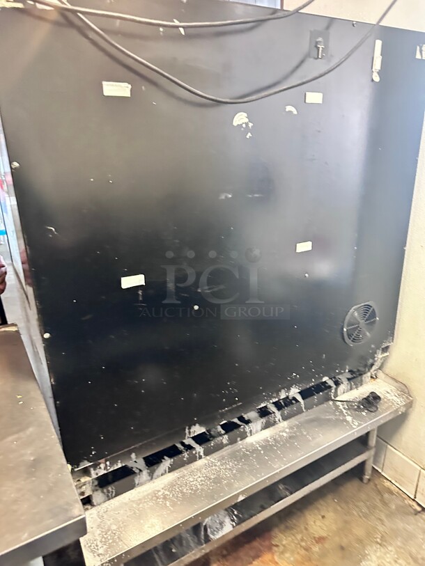 FFR DSI Marco 48 inch Self Service Dry Bakery Case Vented Light Donut Pastry Bread 115 Volt - Image 7 of 8