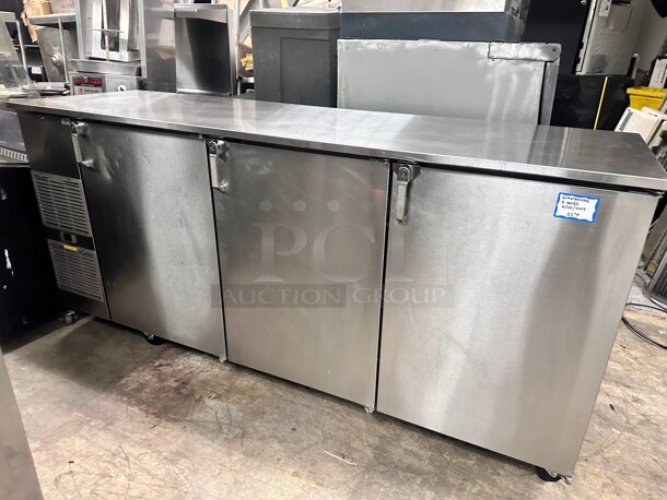 Excellent Glastender 84" Three Door Back Bar Refrigerator 115 Volt Tested and Working - Image 2 of 10
