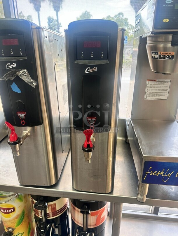 Excellent Condtion! Curtis WB5NL Commercial Hot Water Dispenser - 5 gal., 120 Volt Tested and Working! - Image 2 of 5
