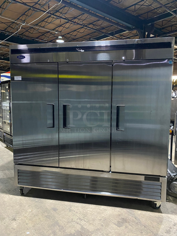 BEAUTIFUL! LIKE NEW! BARELY USED! LATE MODEL! 2021 Atosa Commercial 3 Door Reach In Refrigerator! With Poly Coated Racks! All Stainless Steel! On Casters! Still Under Manufacturers Warranty Model: MBF8508GR SN: MBF8508GRAUS1T0321060800C40016 115V 60HZ 1 Phase