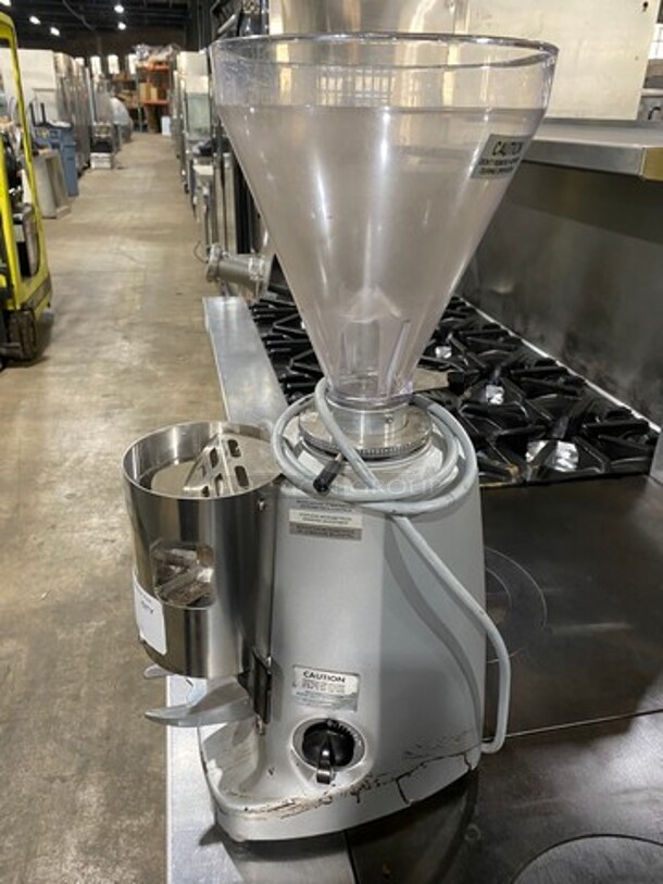 Mazzer Luigi Commercial Countertop Coffee Bean Grinder! Stainless Steel Body! Model: SUPERJOLLYTIMER SN: 1228098 120V 60HZ 1 Phase - Image 2 of 9