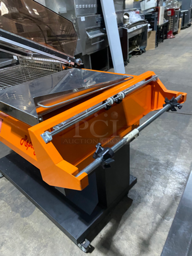 2005 Minipack-Torre One Step Shrink Wrap Machine! On Casters! Model: REPLAY55 220/230V 60HZ 1 Phase - Image 3 of 10