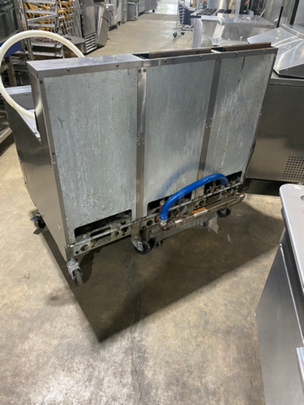 Pitco Frialator Commercial Natural Gas Powered 2 Bay Deep Fat Fryer With Dump Station! With Oil Filter System! All Stainless Steel! On Casters! Model: SSH55 SN: G10HB033045 - Image 3 of 12