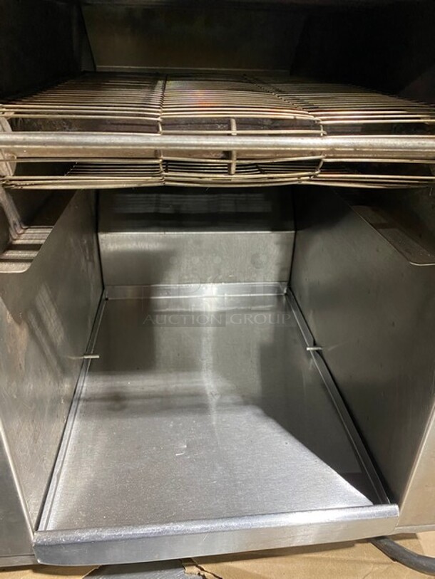 APW Wyott Commercial Countertop Conveyor Toaster Oven! All Stainless Steel! Model: BT15 SN: 9905D07368 208V 60HZ 1 Phase - Image 6 of 10