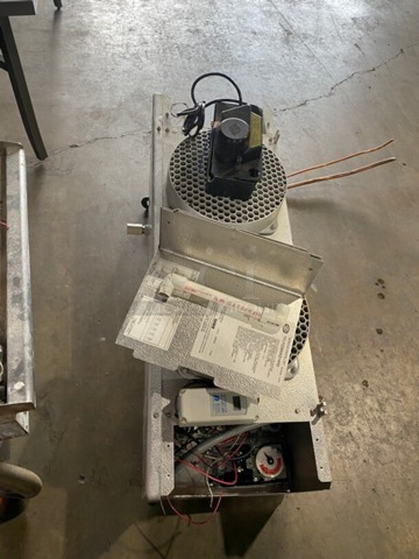 NICE! Bally Commercial 9'x10'x8' Walk In Cooler! With Compressor! With Blower! NO FLOOR! - Image 8 of 10