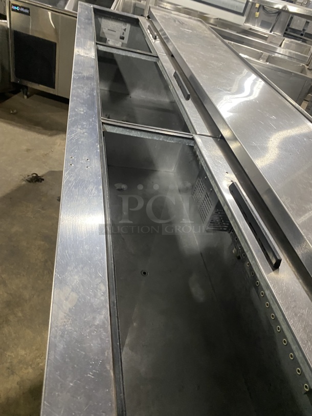 Beverage Air 3 Top Sliding Door Beer Bottle Cooler! Model DW79-B Serial 9805862! 115V 1 Phase!  - Image 5 of 7