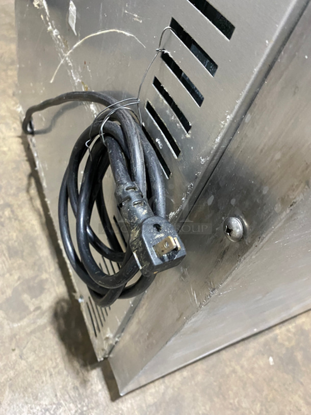 Continental Commercial Single Door Lowboy/Worktop Cooler! All Stainless Steel! On Casters! Model: UC27 SN: 15597562 115V 60HZ 1 Phase - Image 7 of 7