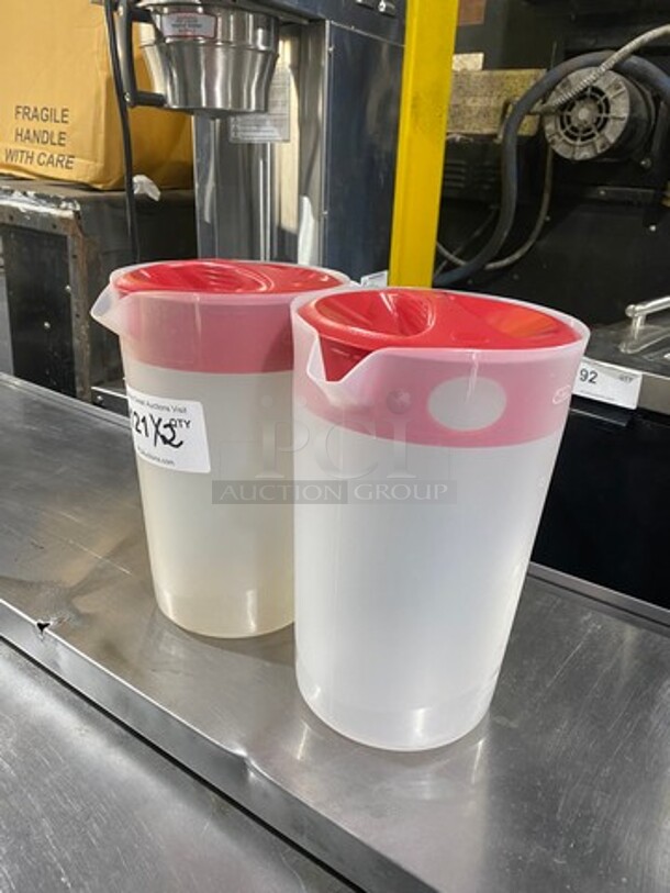 Clear Poly 1 Gallon Pitcher! With Lid! 2x Your Bid! - Image 2 of 6