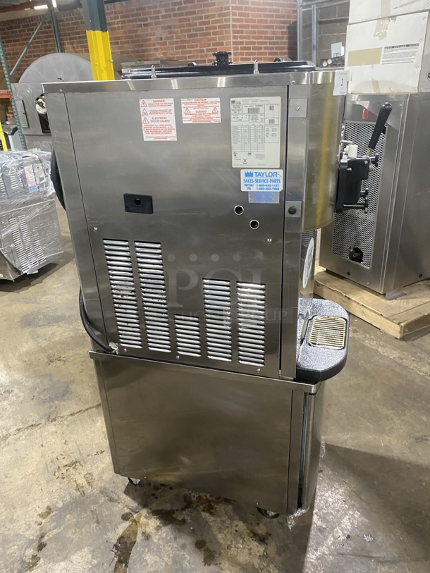 TAYLOR CROWN Taylor C706-27 Stainless Steel Commercial Countertop Air Cooled Single Flavor Soft Serve Ice Cream Machine! On Casters! Model C706-27 Serial M1025895 208-230 Volts, 1 Phase. - Image 2 of 9