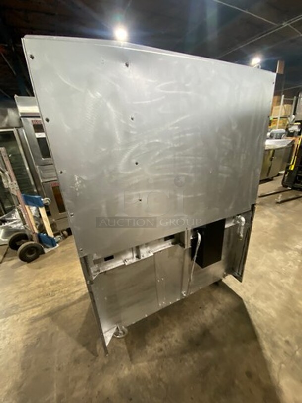 Garland Commercial Gas Powered 8 Burner Stove! With Raised Back Splash And Salamander! With Oven Underneath! All Stainless Steel! On Casters! - Image 4 of 11