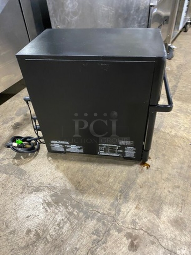 MERRYCHEF NICE! LATE MODEL! Countertop Rapid Cook Turbo Oven!   Model Eikone2S! 208/240V 1 Phase! - Image 3 of 9