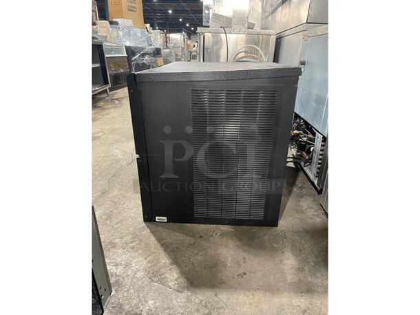 Ice-O-Matic ICE1006HA3 1000LBS Stainless Steel Commercial Ice Maker! 208-230 Volts, 1 Phase. Air Cooled!  - Image 5 of 10
