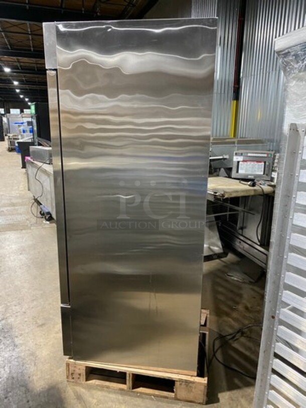 SWEET! NEW! SCRATCH-N-DENT! Dukers Commercial Single Door Reach In Freezer! Poly Coated Racks! All Stainless Steel! On Casters! POWERS ON, DOES NOT GO DOWN TO TEMPETURE! Model: D28F SN: 1097000DUK210722210800716 115V - Image 2 of 10
