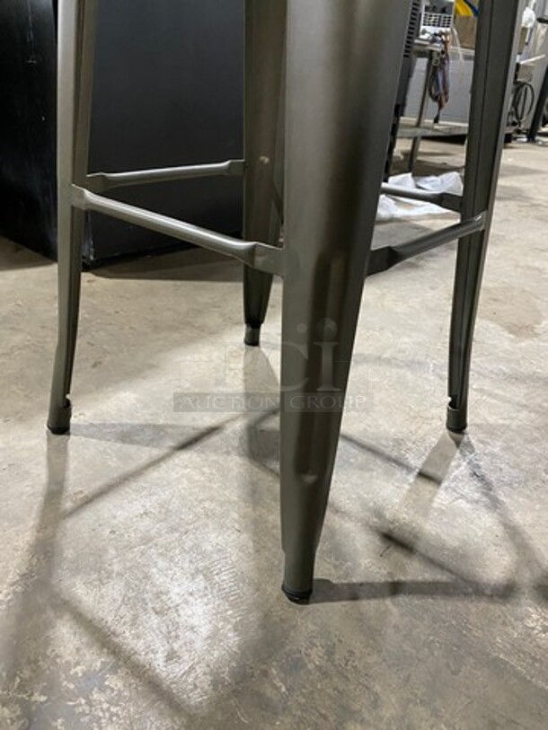 BRAND NEW! Astor Matte Platinum Clear Coated Finish Heavy Duty Metal Bar Height Stools! With Walnut Seat Top! With Footrest! 5 x Your Bid! - Image 9 of 10