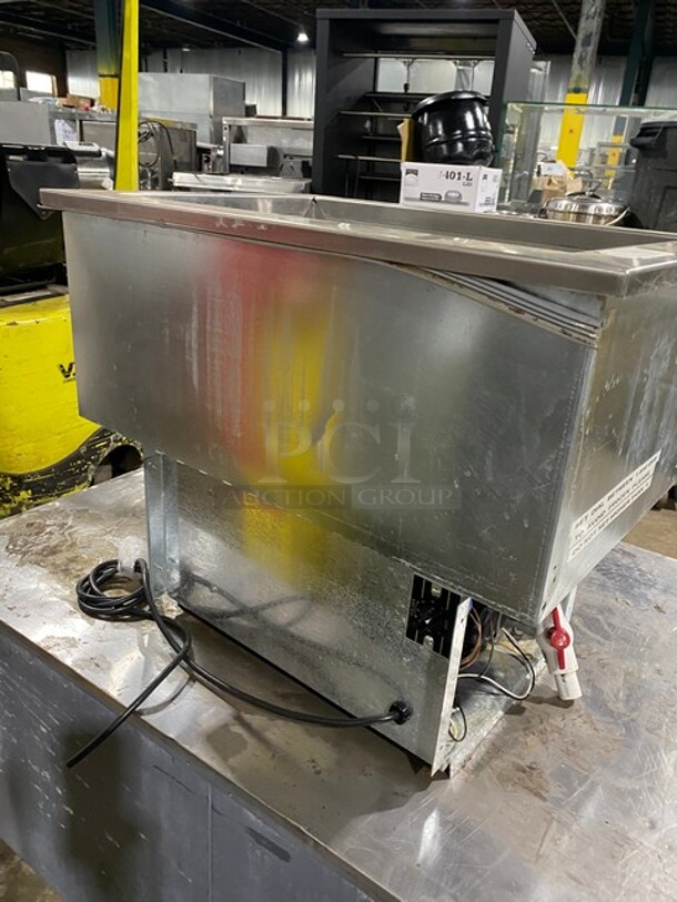 Delfield Commercial Drop In Cold Pan! Solid Stainless Steel! Model: N8118B SN:1207150002501 115V 1PH - Image 4 of 8