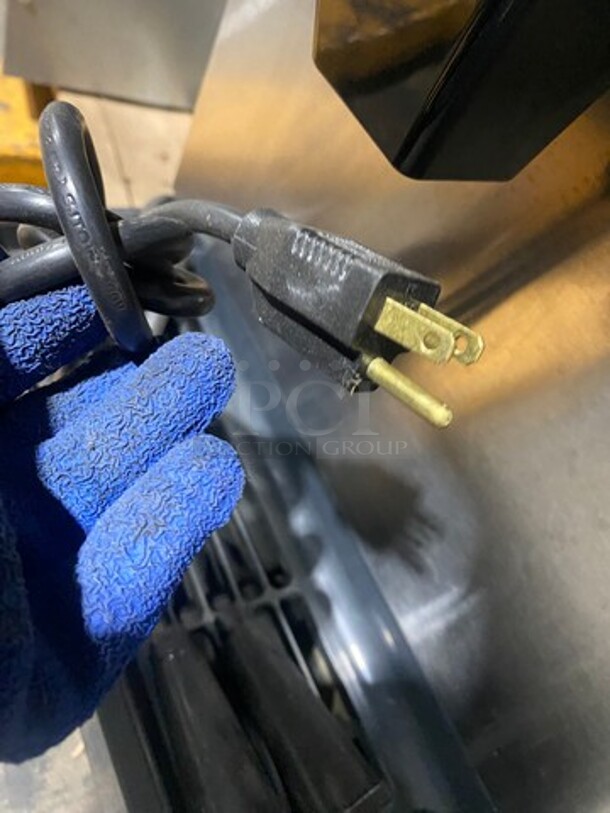 WOW! SCRATCH-N-DENT! LATE MODEL! Hoshizaki Commercial Countertop Refrigerated Ice Maker/Dispenser And Water Dispenser! All Stainless Steel! With Legs! Model: DCM270BAH SN: C18907F 115/120V 60HZ 1 Phase - Image 8 of 8