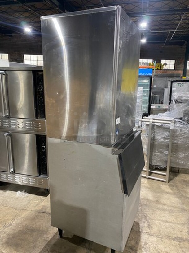ALL ONE MONEY! Hoshizaki Commercial Ice Maker Machine! With Commercial Ice Bin! All Stainless Steel! On Legs! Model: KM1340MRH SN: A04669G 208/230V 60HZ 1 Phase - Image 3 of 10
