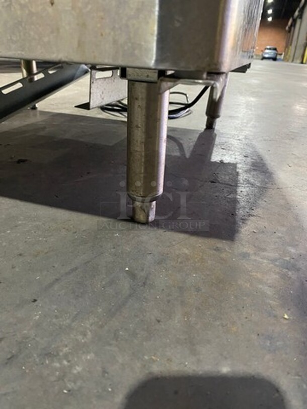 Turbo Air Commercial Single Door Lowboy/ Worktop Cooler! All Stainless Steel! Model: MUR28 SN: MU2RB03027 115V 60HZ 1 Phase - Image 8 of 10