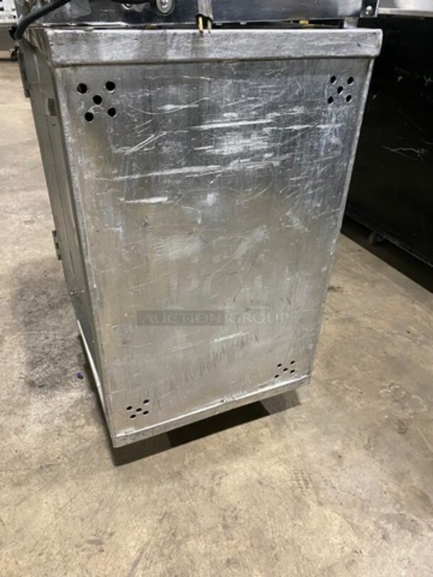 Commercial Single Door Enclosed Pan Transport Rack! Solid Stainless Steel! On Casters! - Image 4 of 6