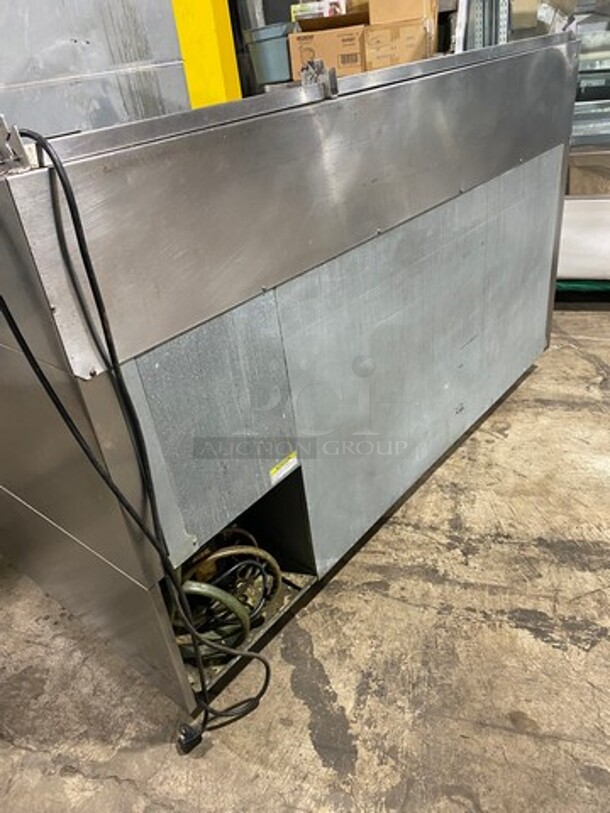 Beverage Air Commercial Refrigerated Pizza Prep Table! With Commercial Cutting Board! With 2 Door Underneath Storage Space! All Stainless Steel! Model: DP67 SN: 7302646 115V 60HZ 1 Phase - Image 3 of 10