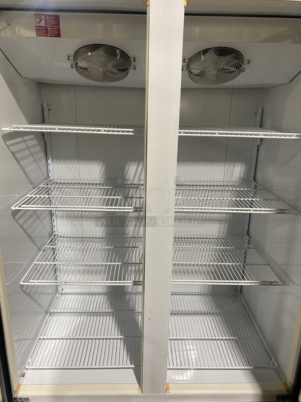 MASTER-BILT Metal Commercial 2 Door Reach In Freezer Merchandizer! MODEL:BLG-48HD SN:LV486729!  - Image 6 of 10