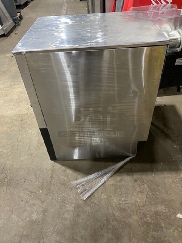 Hoshizaki Commercial Undercounter Ice Maker Machine! All Stainless Steel! Model: KM151BAH SN: E04186G 115V 60HZ 1 Phase - Image 3 of 7